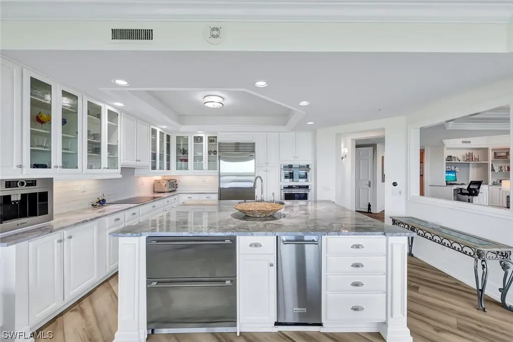 295 Grande Way Naples FL 34110