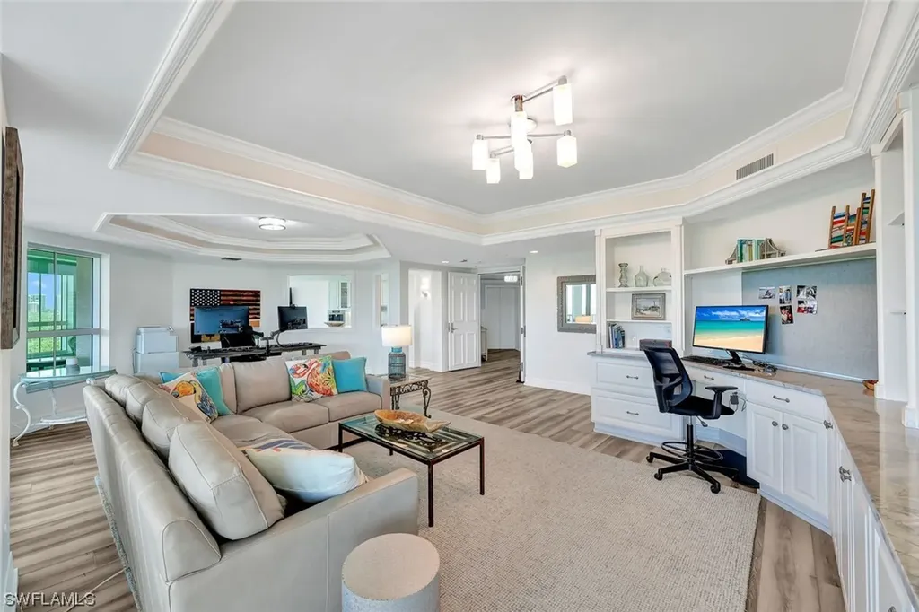 295 Grande Way Naples FL 34110