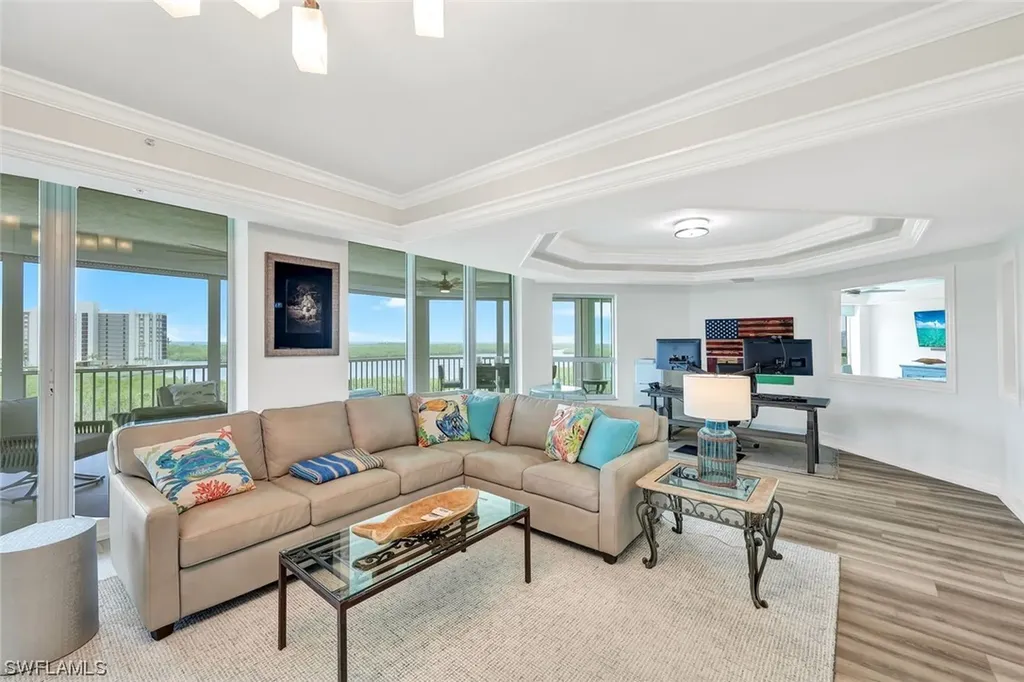 295 Grande Way Naples FL 34110