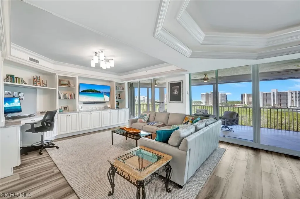 295 Grande Way Naples FL 34110