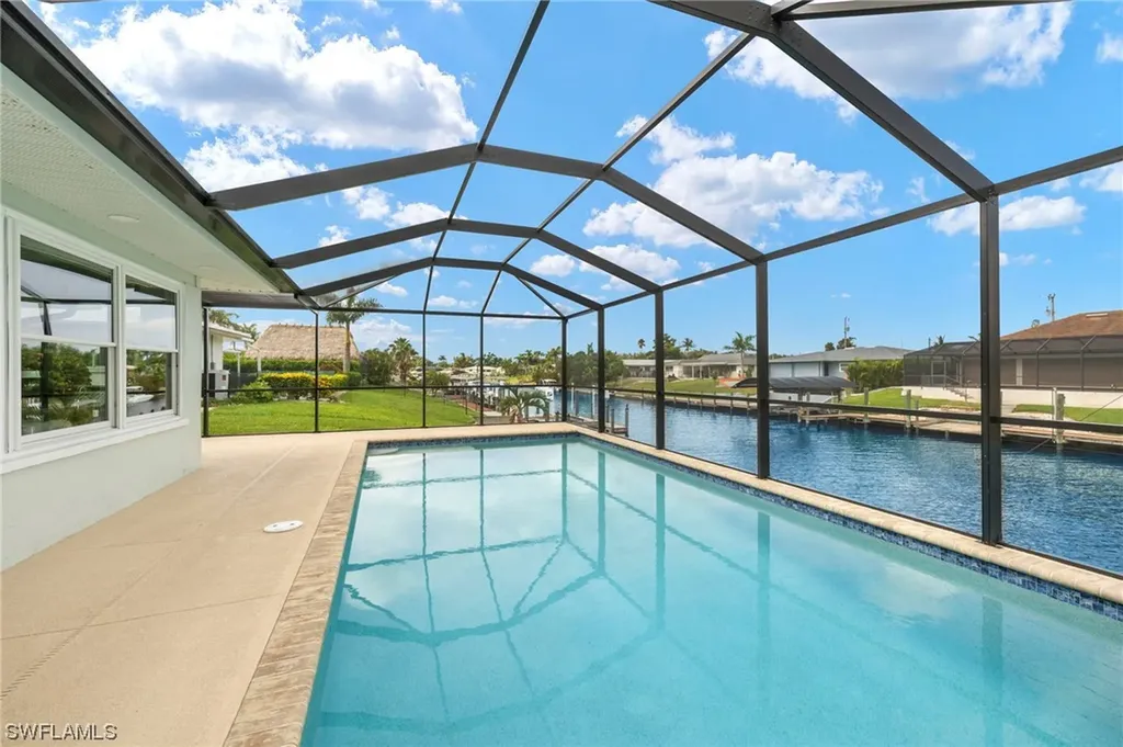 2808 SE 17th Place Cape Coral FL 33904