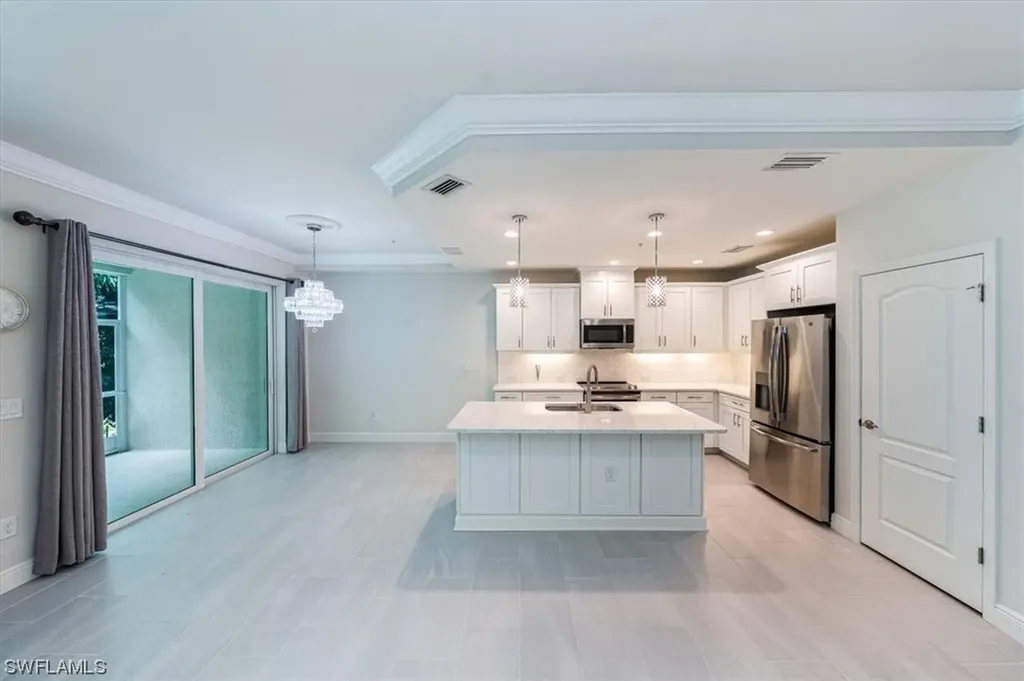 6959 Avalon Circle Naples FL 34112