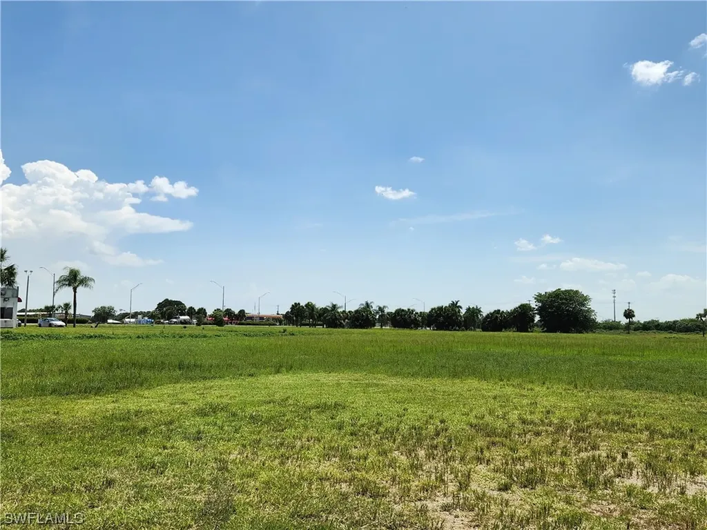 U S Highway 27 + 10th Street Moore Haven FL 33471