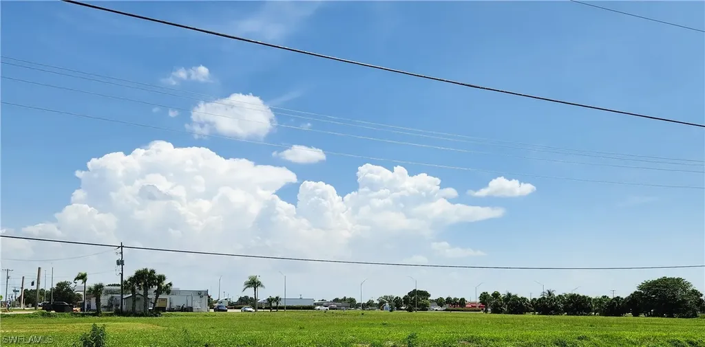 U S Highway 27 + 10th Street Moore Haven FL 33471