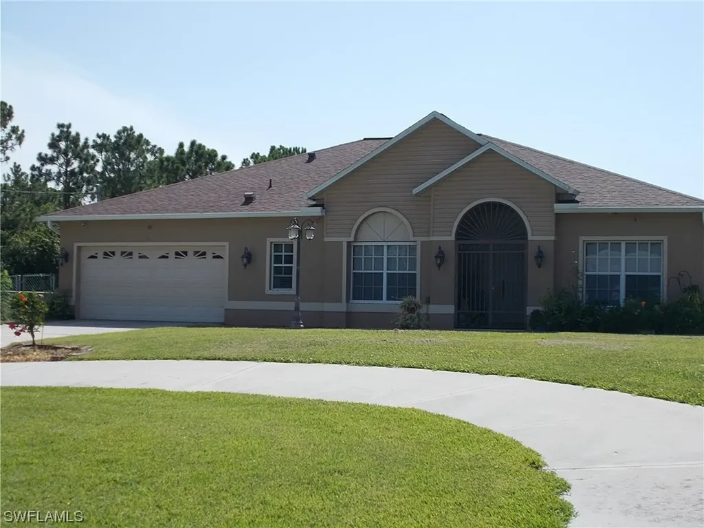 916 Calvin Avenue Lehigh Acres FL 33972