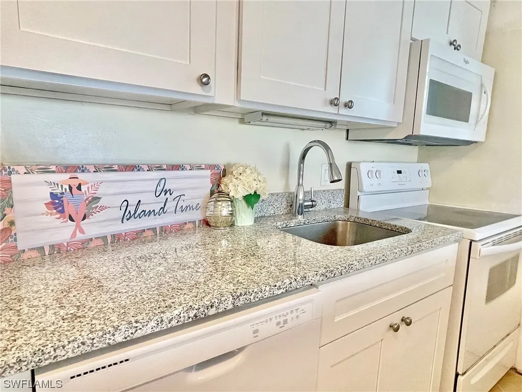 2521 Beach Villas Captiva FL 33924