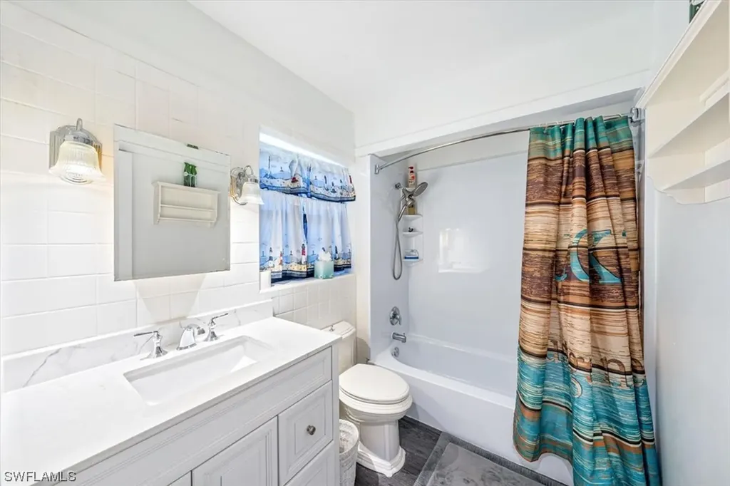 173 Tahiti Road Marco Island FL 34145