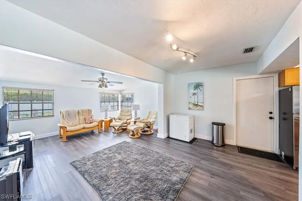 173 Tahiti Road Marco Island FL 34145