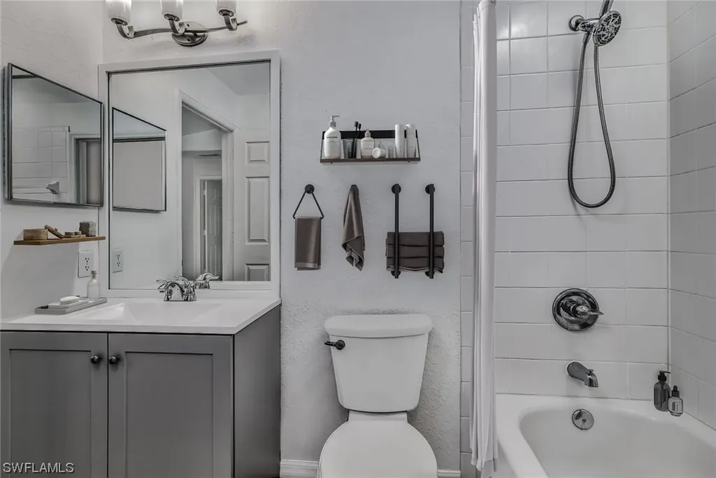 27119 Matheson Avenue Bonita Springs FL 34135
