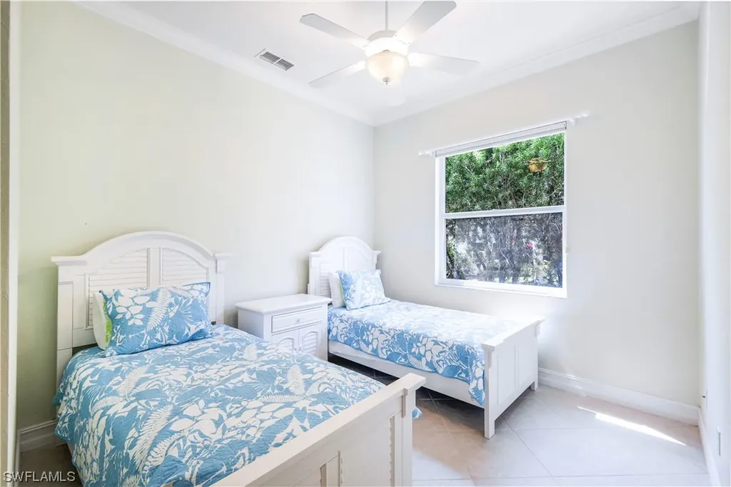 930 Fairhaven Court Naples FL 34104