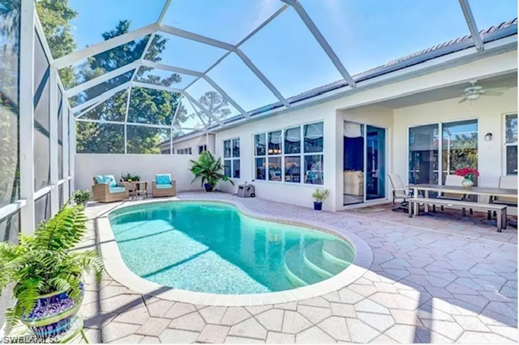 930 Fairhaven Court Naples FL 34104