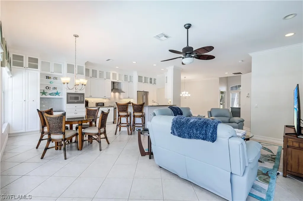 930 Fairhaven Court Naples FL 34104