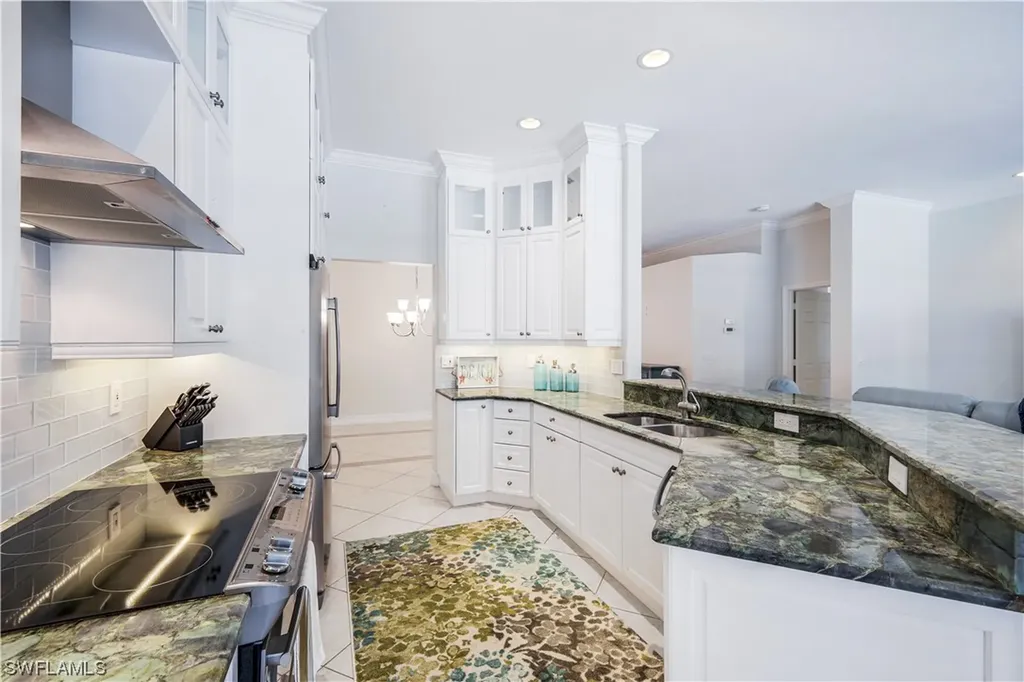 930 Fairhaven Court Naples FL 34104