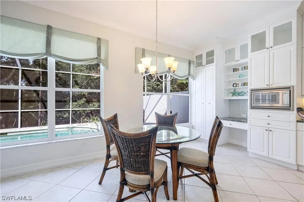 930 Fairhaven Court Naples FL 34104
