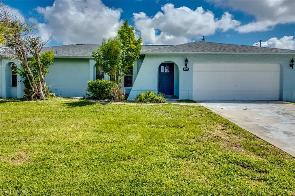 4507 SW 6th Place Cape Coral FL 33914