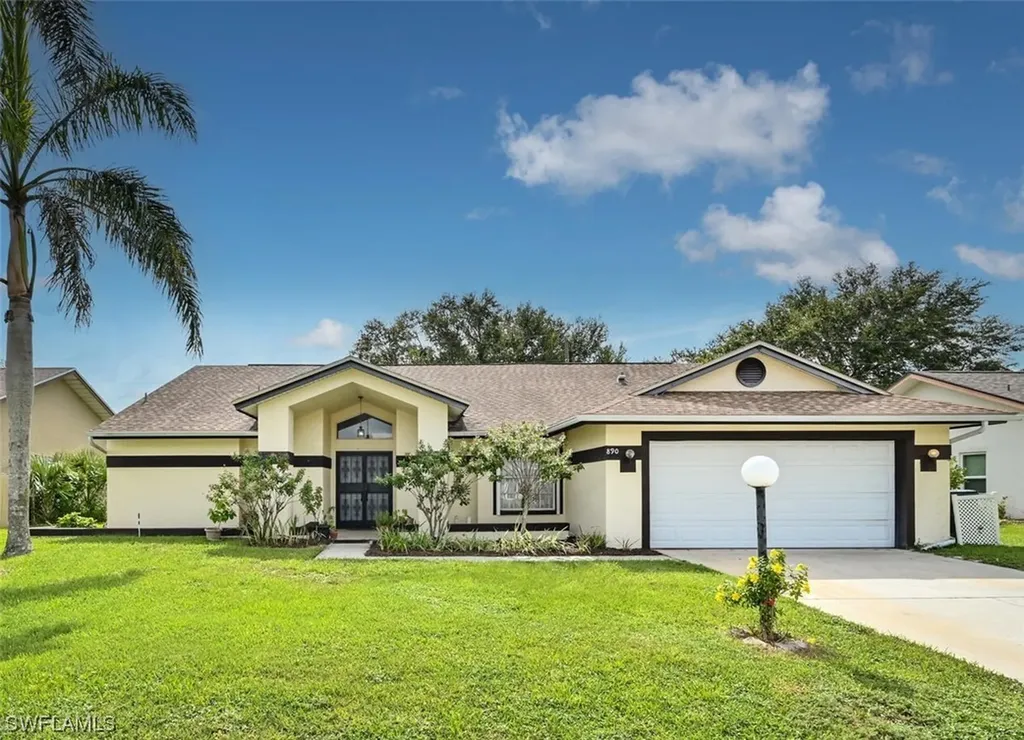 890 Charlemagne Boulevard Naples FL 34112