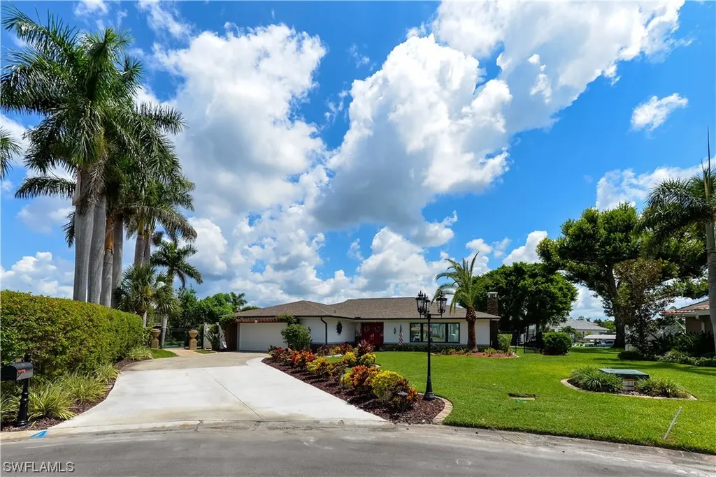 1069 Bal Isle Drive Fort Myers FL 33919