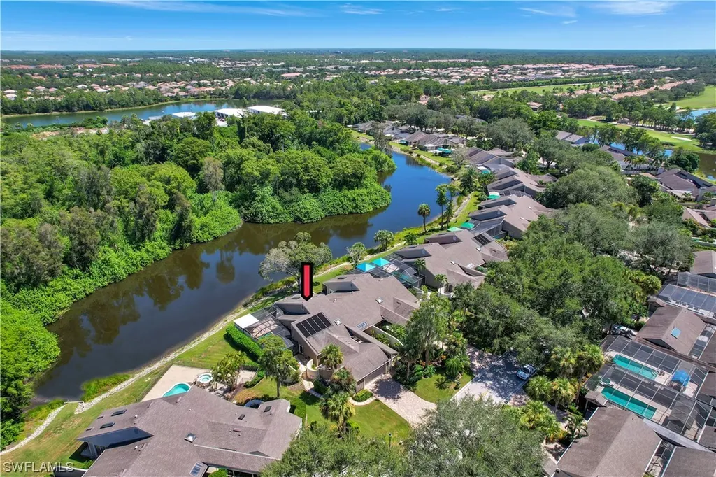 413 Edgemere Way N Naples FL 34105