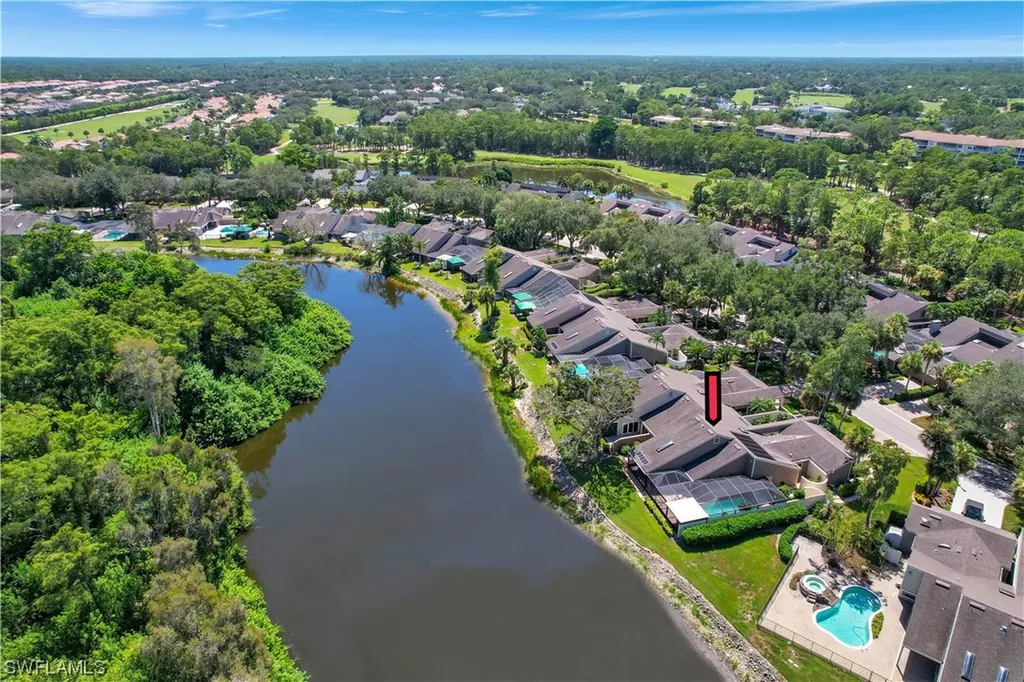 413 Edgemere Way N Naples FL 34105
