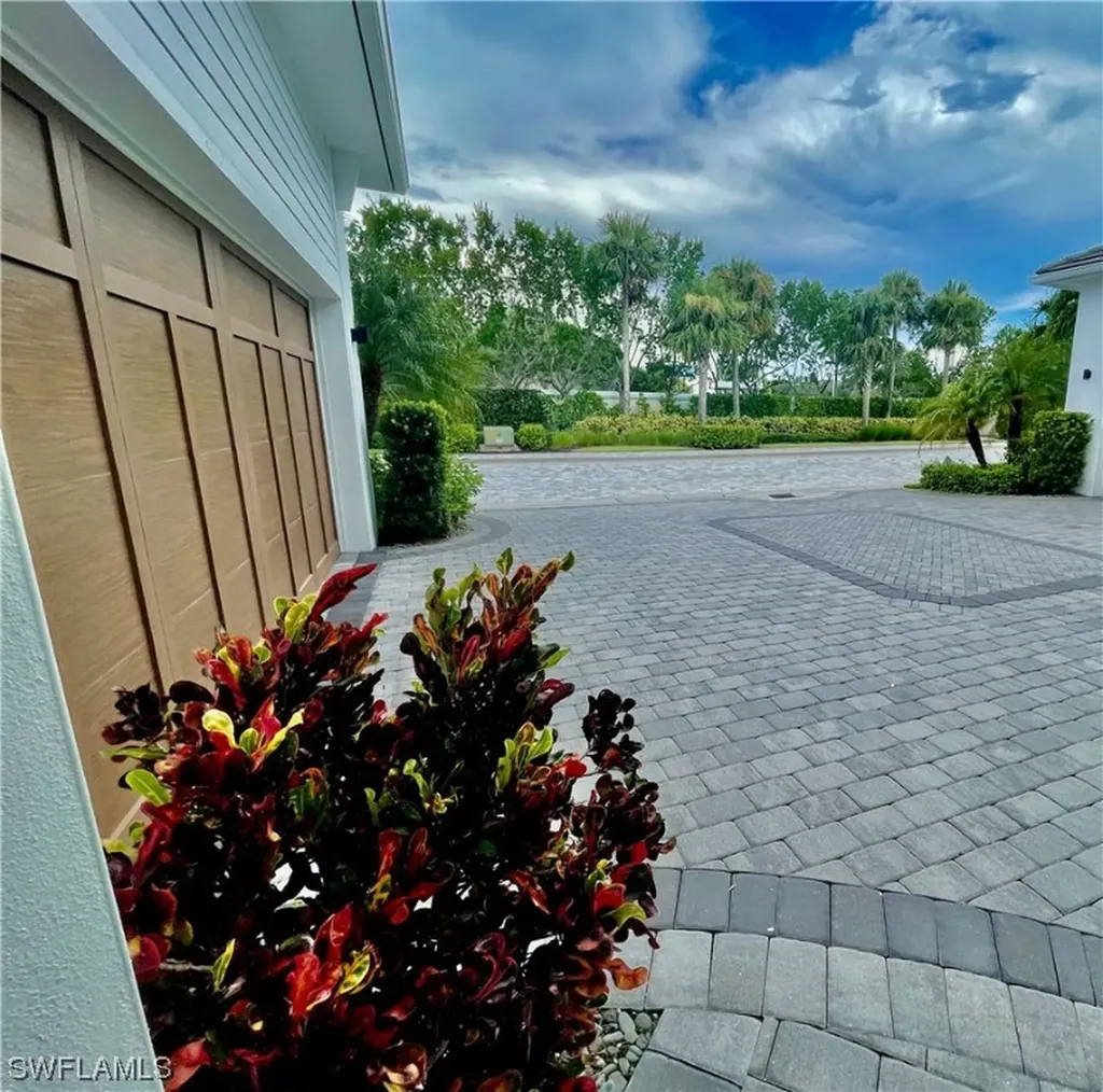 9265 Mercato Way Naples FL 34108