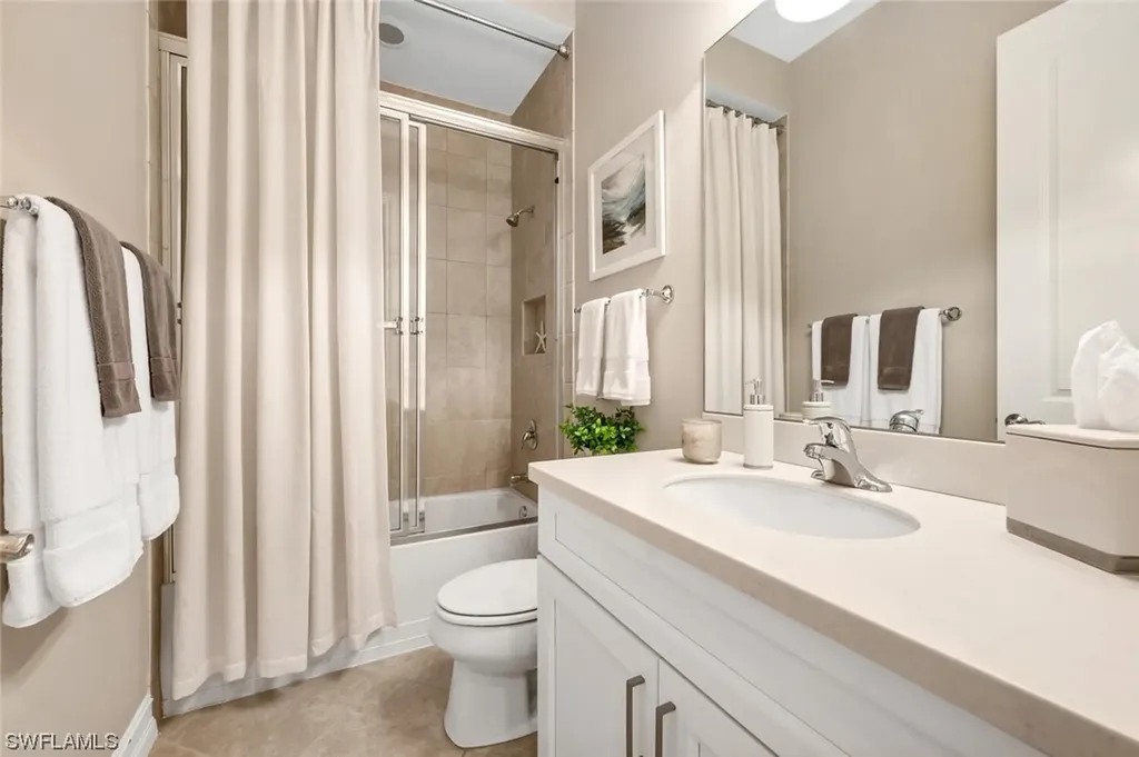 6550 Roma Way Naples FL 34113