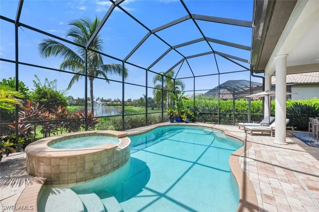 6550 Roma Way Naples FL 34113