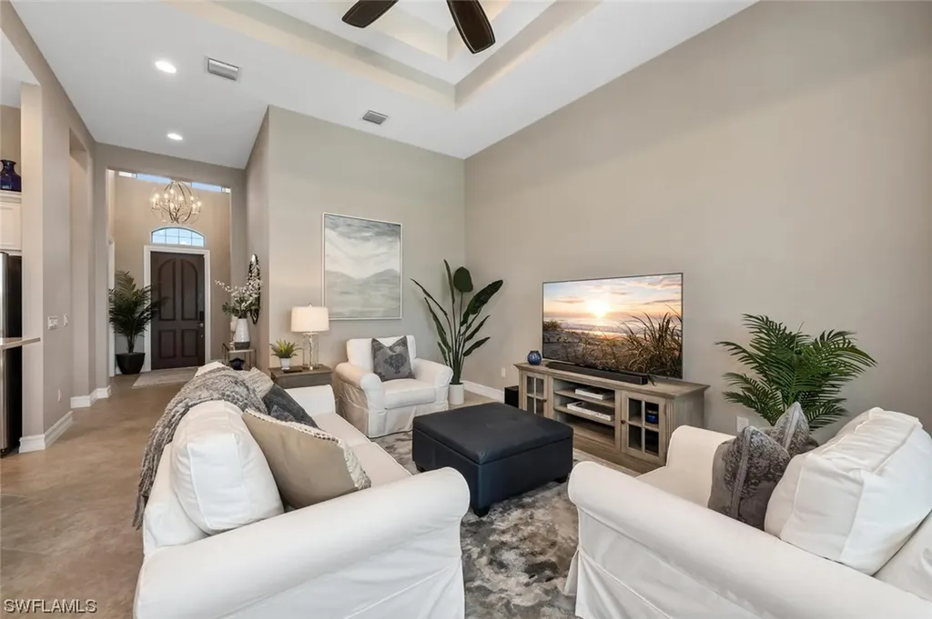 6550 Roma Way Naples FL 34113
