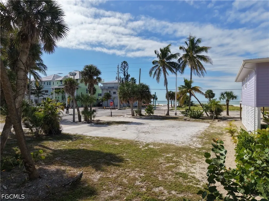 103-105 Hercules Drive Fort Myers Beach FL 33931