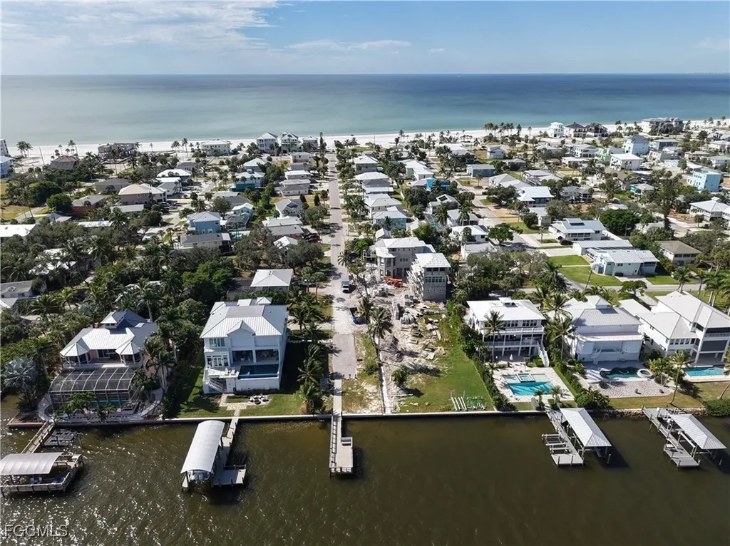 103-105 Hercules Drive Fort Myers Beach FL 33931