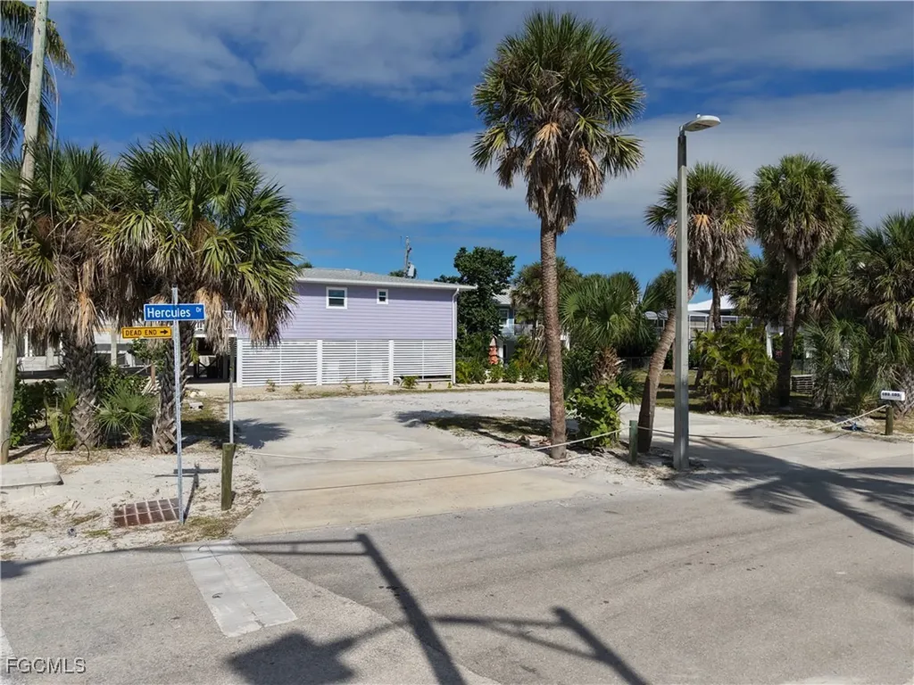 103-105 Hercules Drive Fort Myers Beach FL 33931