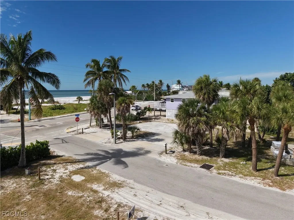 103-105 Hercules Drive Fort Myers Beach FL 33931