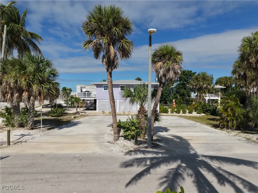 103-105 Hercules Drive Fort Myers Beach FL 33931