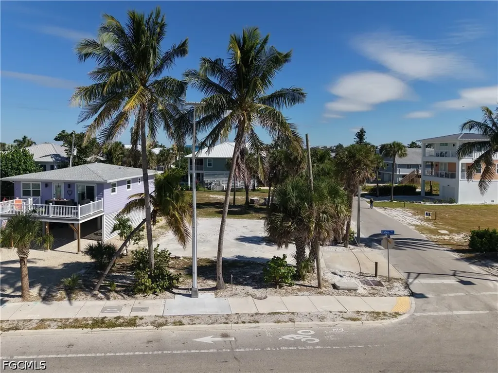 103-105 Hercules Drive Fort Myers Beach FL 33931