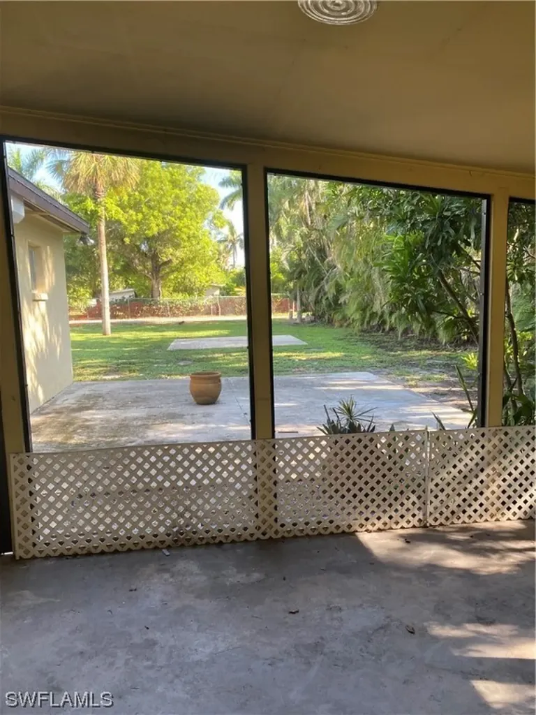 777 Broad Avenue S Naples FL 34102