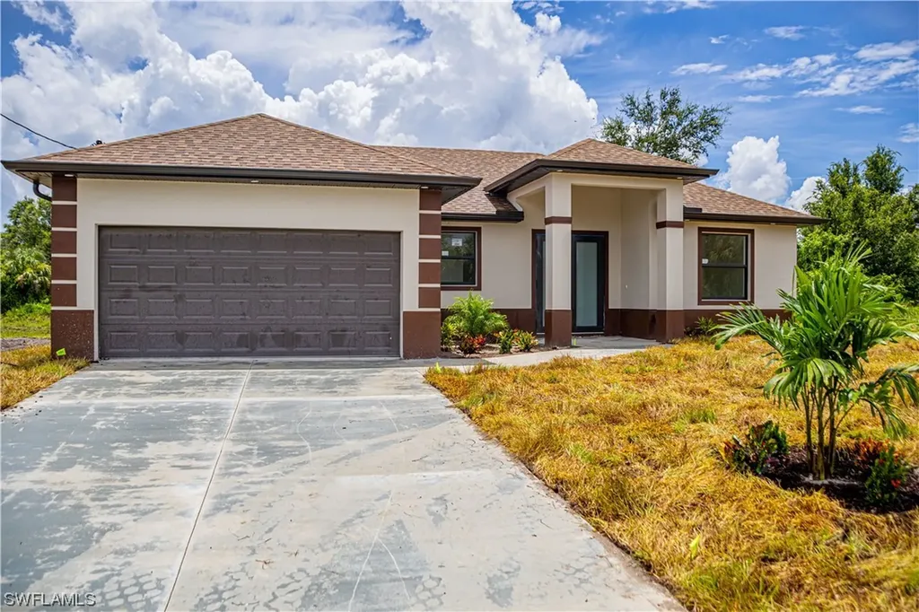 548 Lone Star Lane Lehigh Acres FL 33974