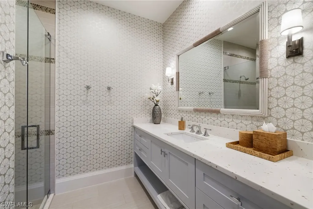 121 3rd Avenue N Naples FL 34102