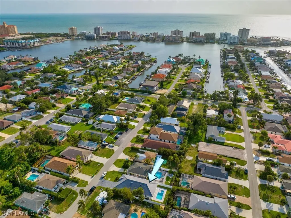 535 97th Avenue N Naples FL 34108