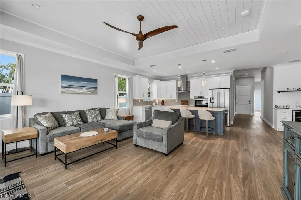 535 97th Avenue N Naples FL 34108