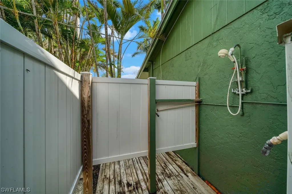 16600 S Oleander Drive Fort Myers FL 33908