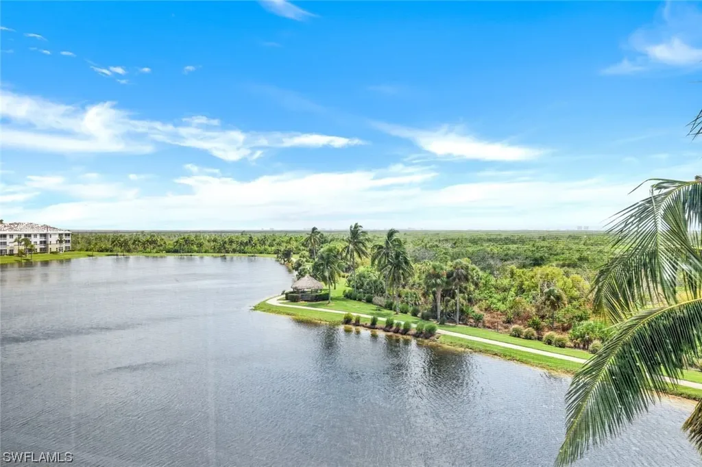 9111 Southmont Cove Fort Myers FL 33908