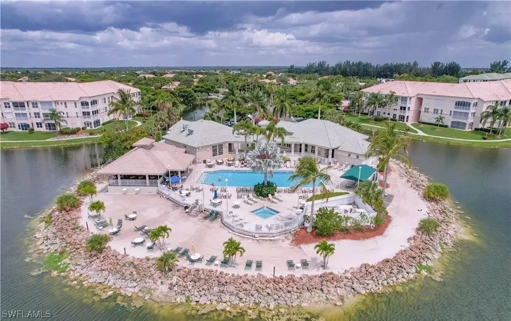 9111 Southmont Cove Fort Myers FL 33908