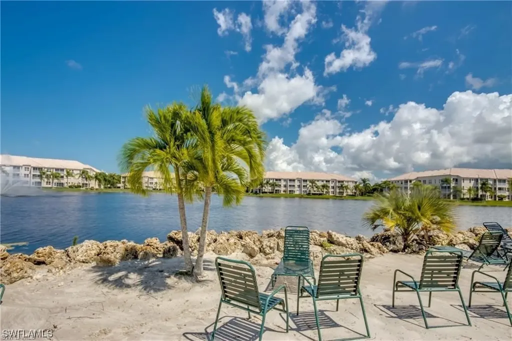 9111 Southmont Cove Fort Myers FL 33908