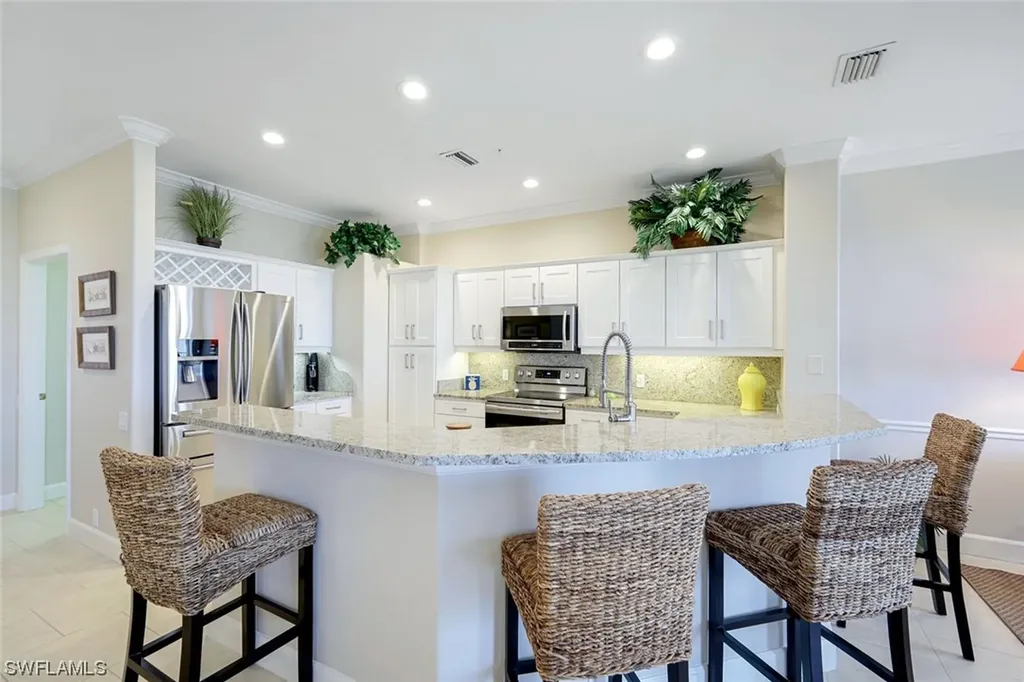 9111 Southmont Cove Fort Myers FL 33908