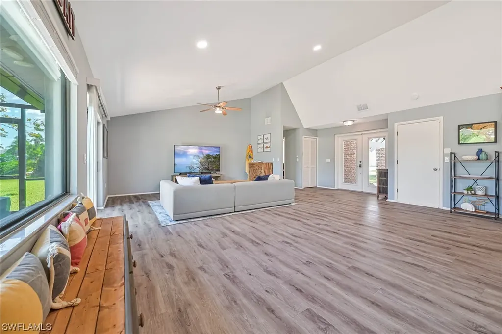 955 Deep Lagoon Lane Fort Myers FL 33919