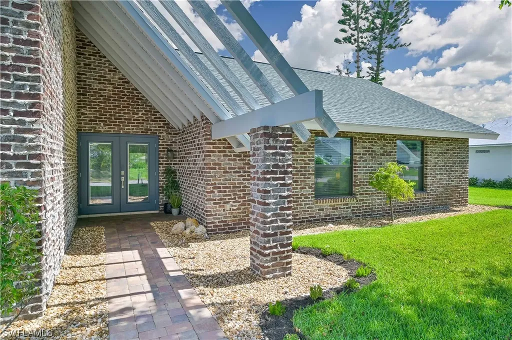 955 Deep Lagoon Lane Fort Myers FL 33919