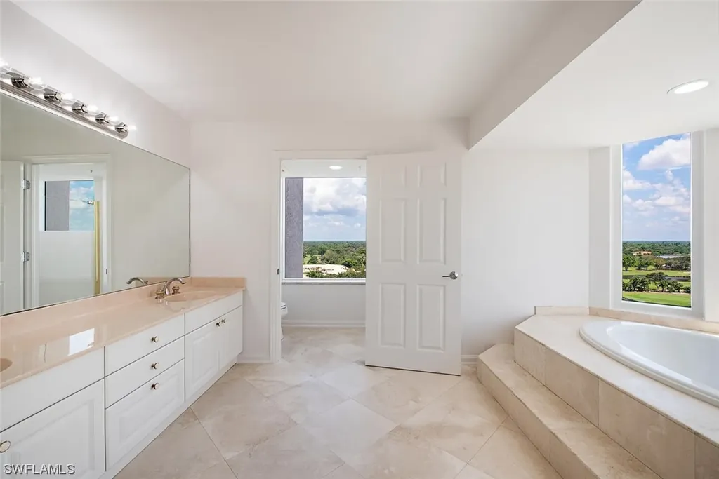 6849 Grenadier Boulevard Naples FL 34108