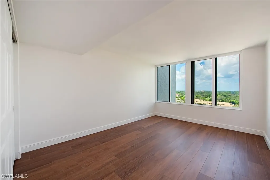 6849 Grenadier Boulevard Naples FL 34108