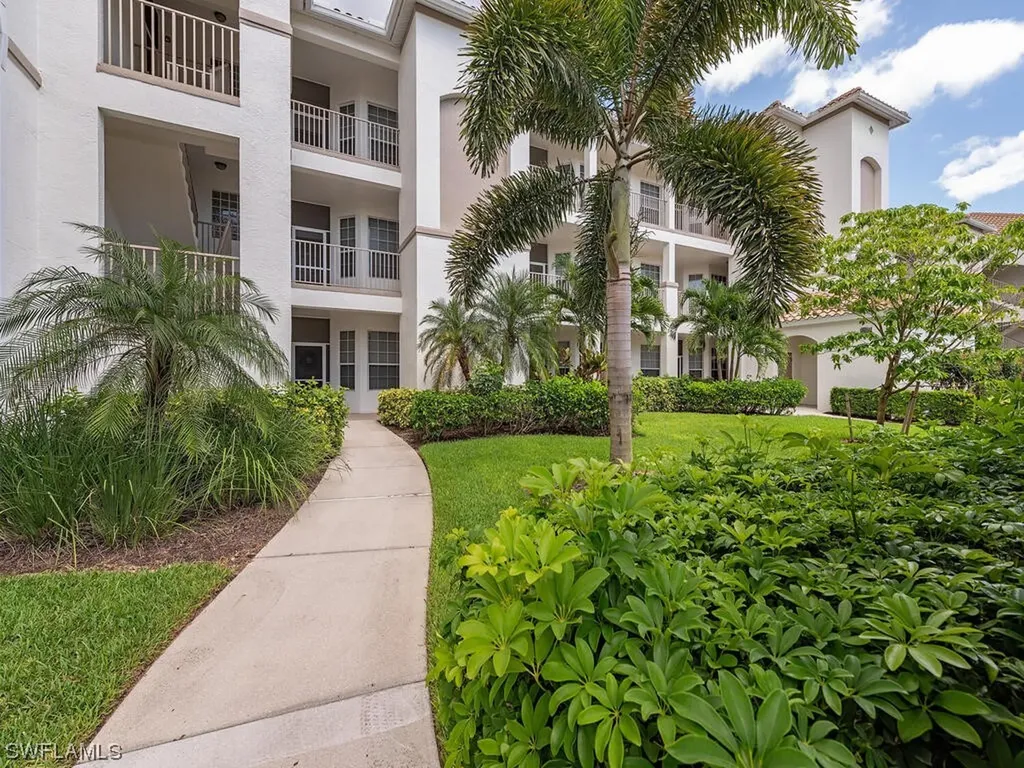 8259 Parkstone Place Naples FL 34120