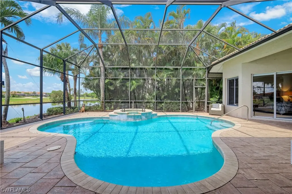 5954 Amberwood Drive Naples FL 34110