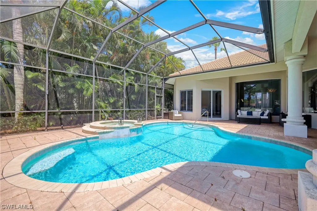 5954 Amberwood Drive Naples FL 34110